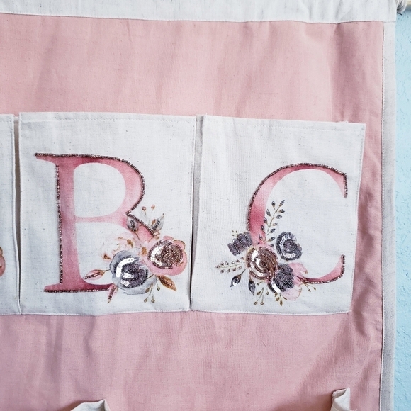 Bohemian Pink Chic Linen Wall Hanging Storage - Picture 4 of 7